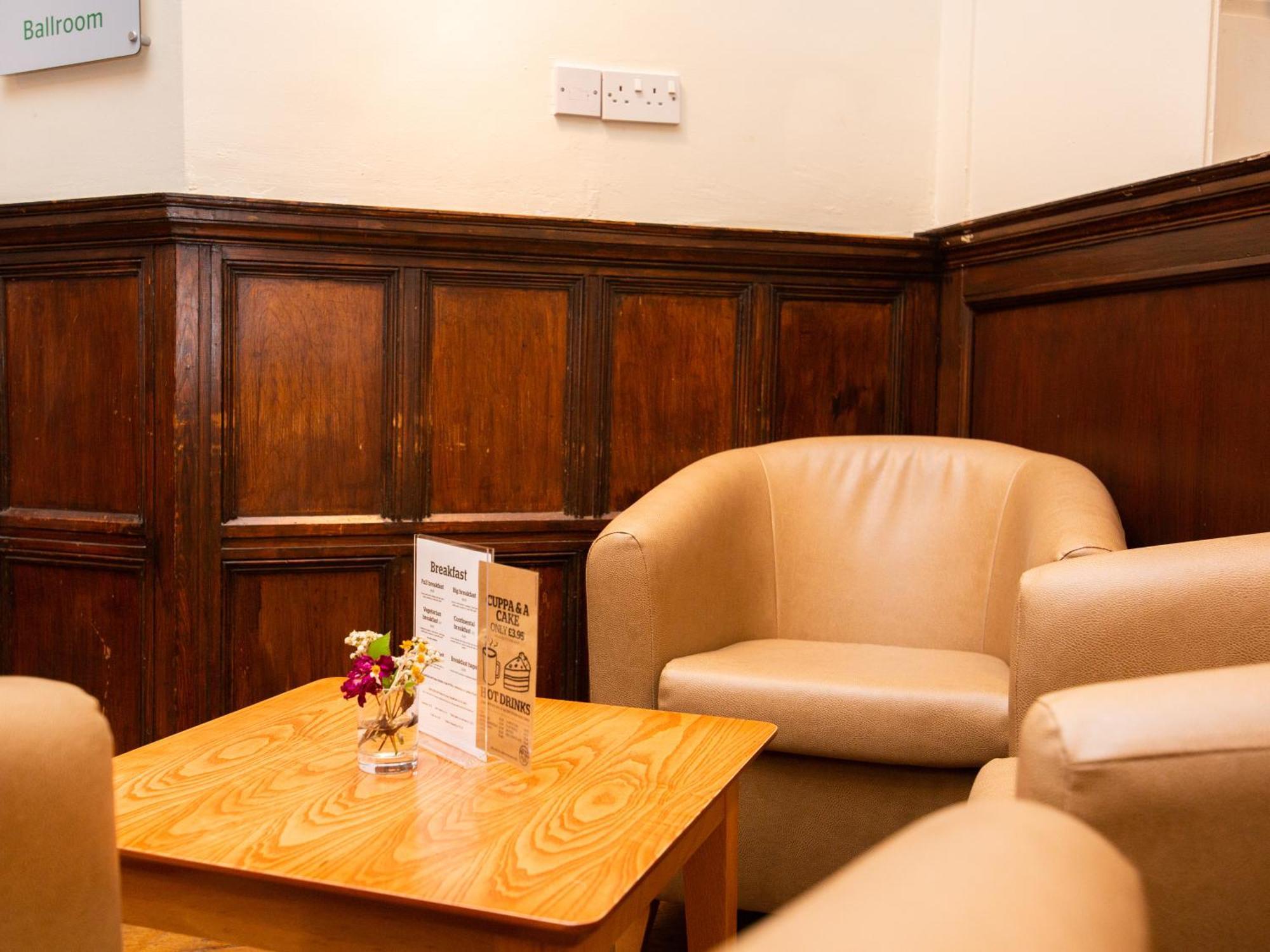 Yha Chester Trafford Hall Dunham-on-the-Hill ภายนอก รูปภาพ