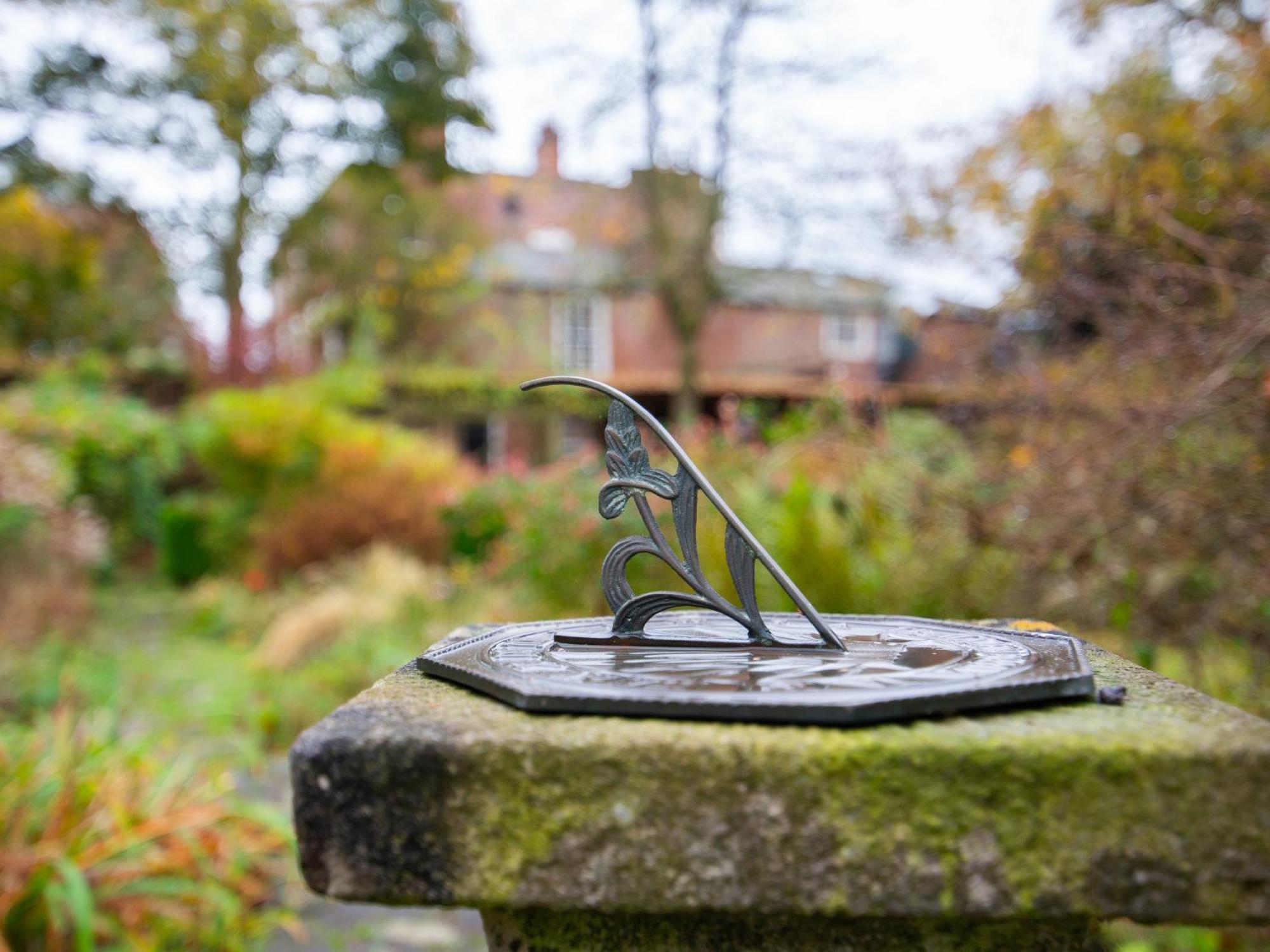 Yha Chester Trafford Hall Dunham-on-the-Hill ภายนอก รูปภาพ