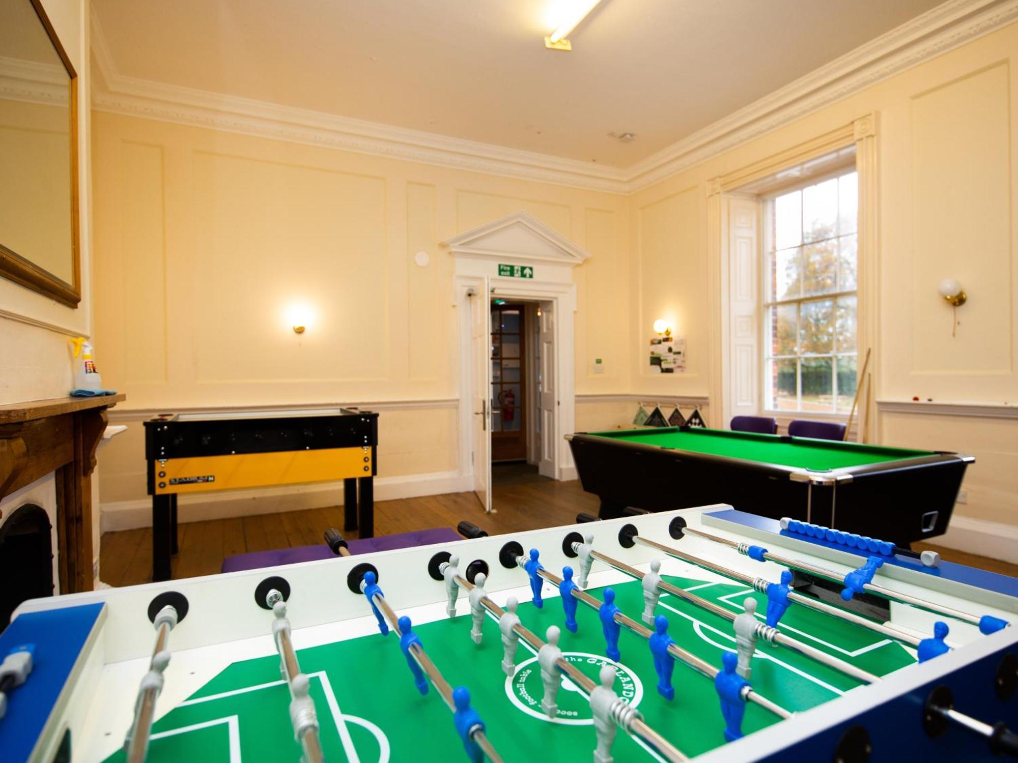 Yha Chester Trafford Hall Dunham-on-the-Hill ภายนอก รูปภาพ
